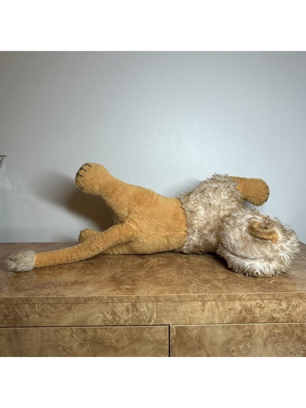 Vintage 1960s Plush Lion Stuffed Animal Glass Eyes Long Legs 24" MCM - Picture 7 of 8